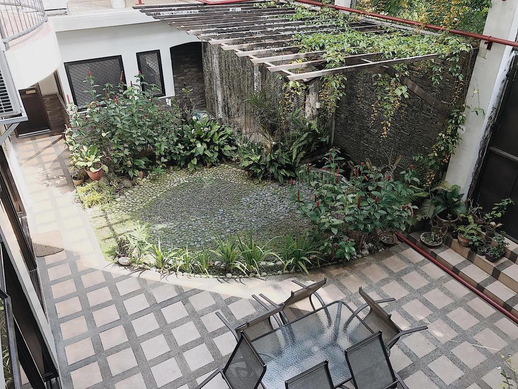 Peridot Suites Davao Stadt Exterior foto